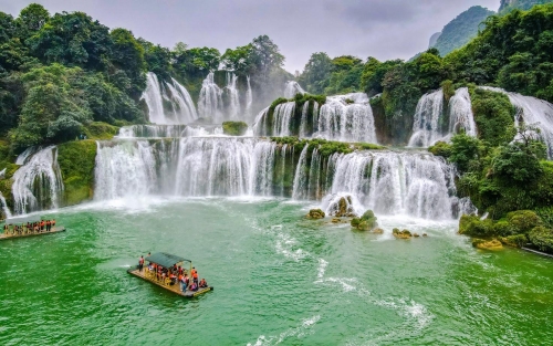 Cao Bang Waterfall 3D2N