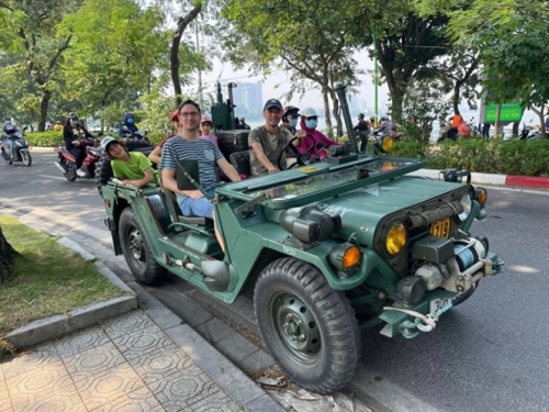 JEAP tour  4.5 hours INSIDE HANOI